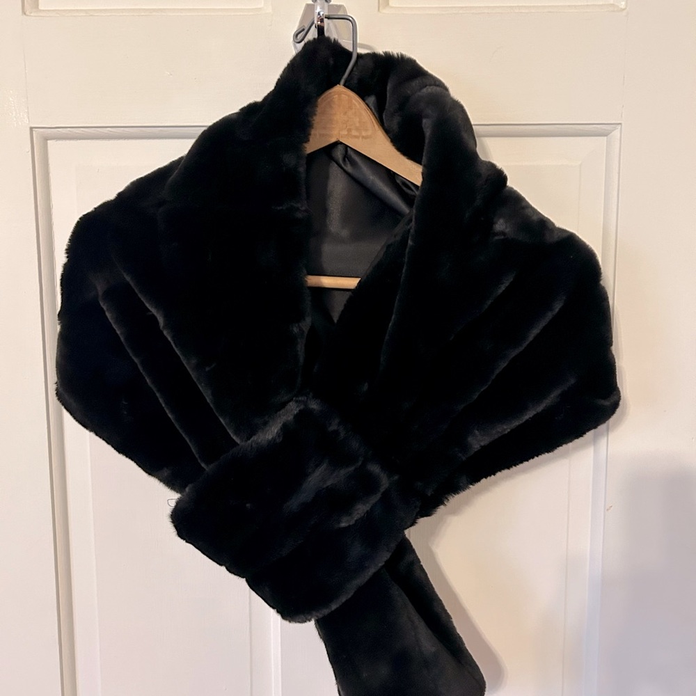 Black fake fur shrug